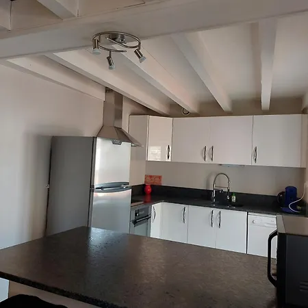 Apartment A 2 Pas Du Centre 6 Personnes, 3 Le Puy-en-Velay