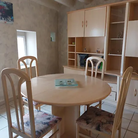 Apartment A 2 Pas Du Centre 6 Personnes, 3 Le Puy-en-Velay